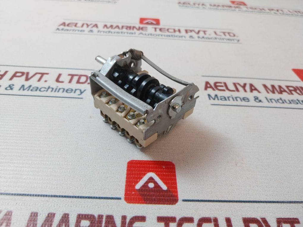 E.G.O. 521.837.03 Selector Switch