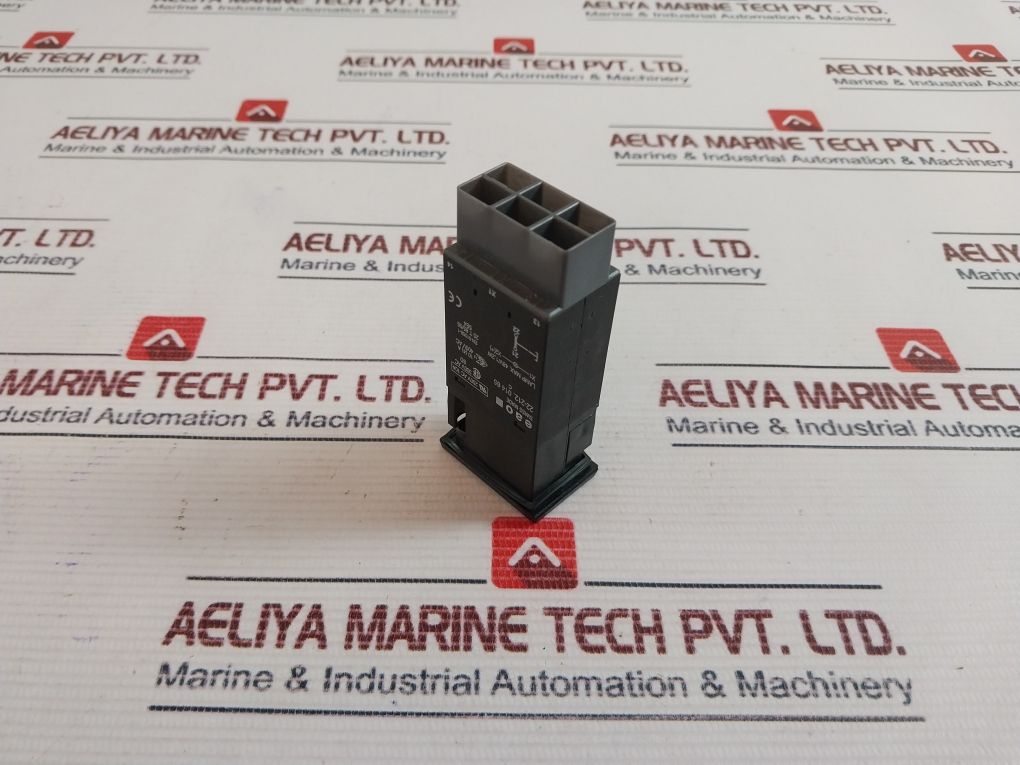 Eao 22-212.014 Pushbutton Switch Panel Mount 10(4)A 400Vac