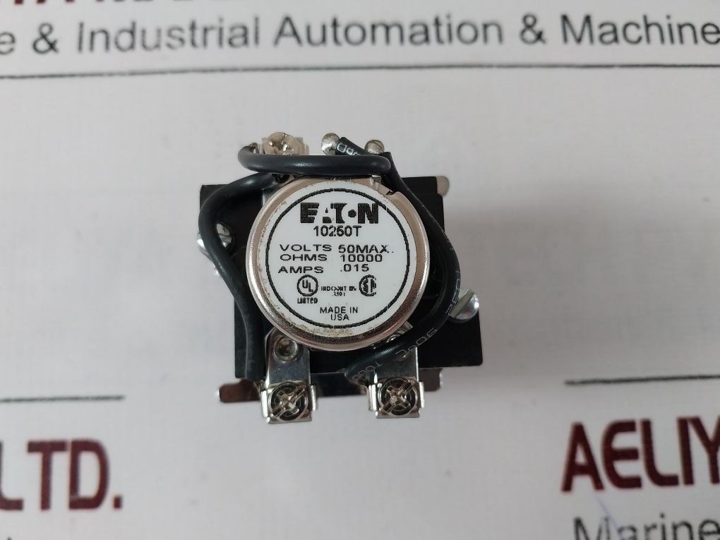 Eaton 10250T Push Button/Potentiometer