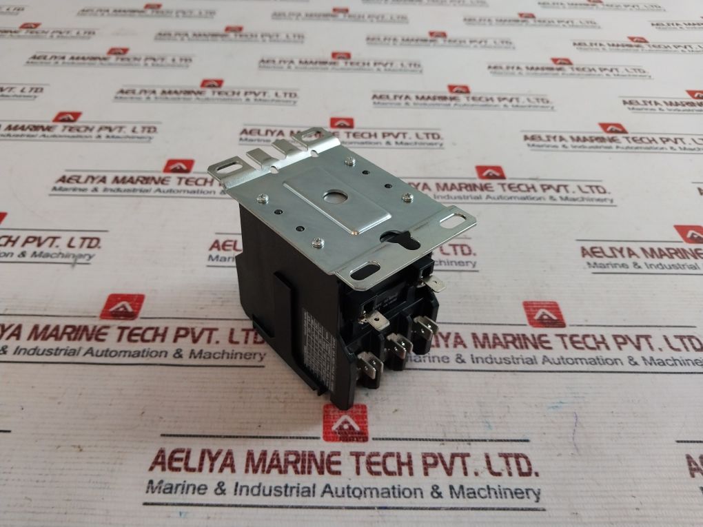 Eaton C25Dny125A Definite Purpose Contactor 87713-108-1