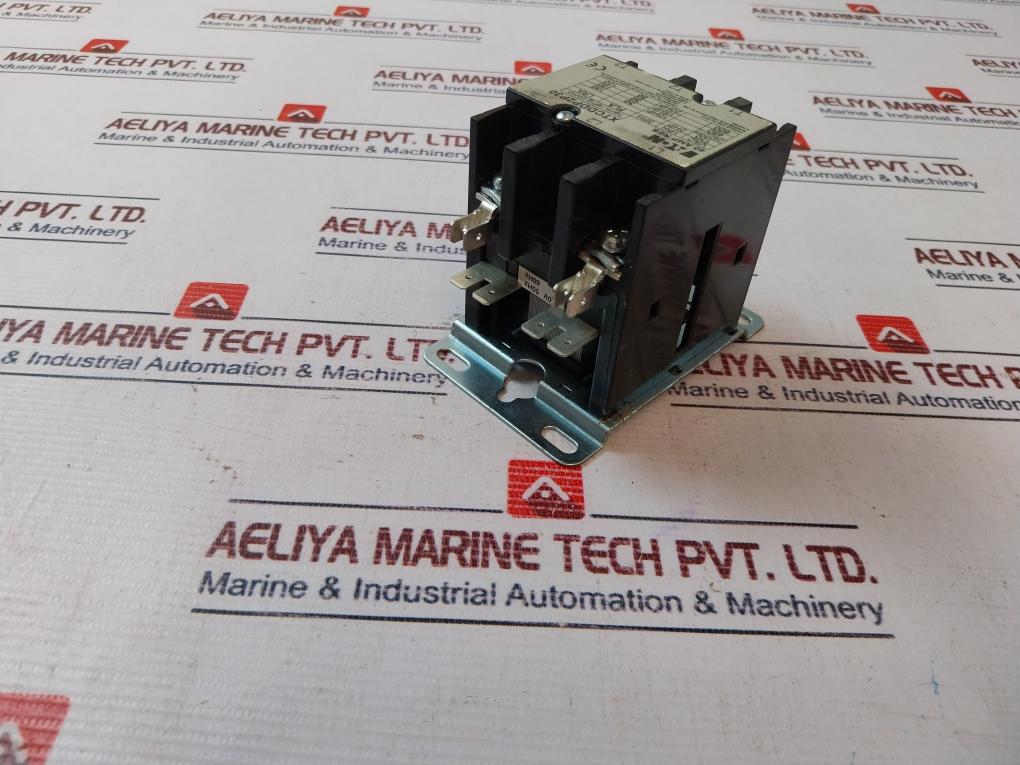 Eaton Xtcddp2P30 Contactors 40 Amp 380V 50/60 Hz