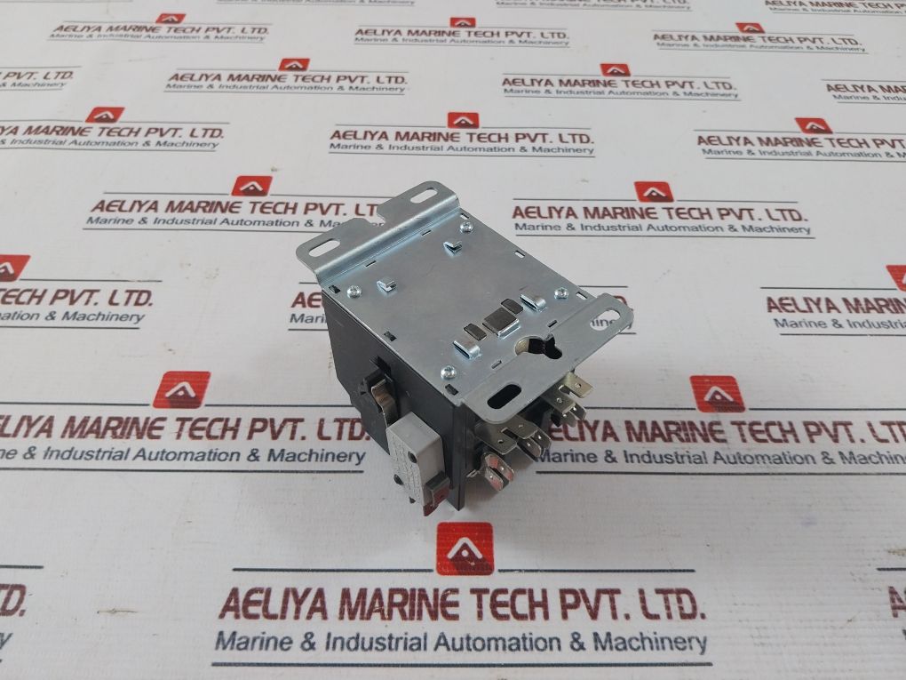 Eaton Xtcddp3P20 Contactor 30A 50-60Hz