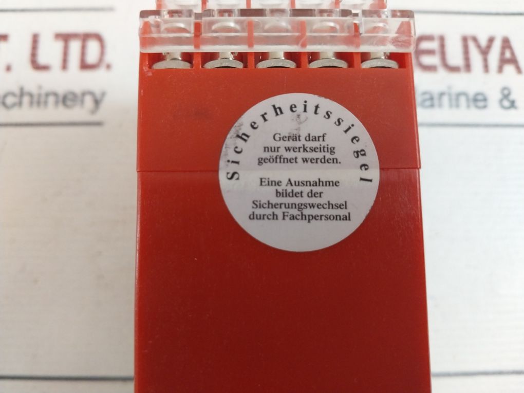 Elan Srb-na-r-c.33-230V Safety Relay Ip40