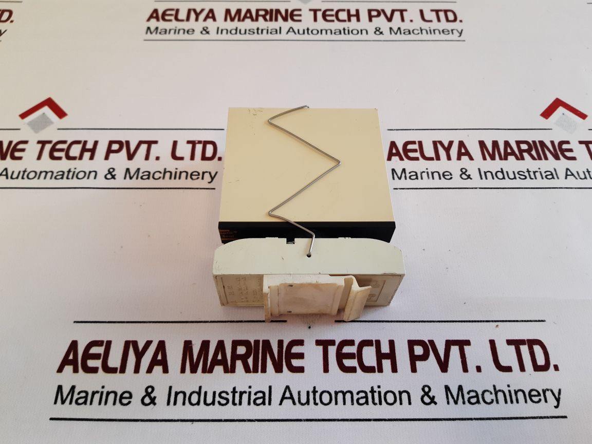 Electromatic Sm 170 400 3-phase Sequence Voltage Relay With Base