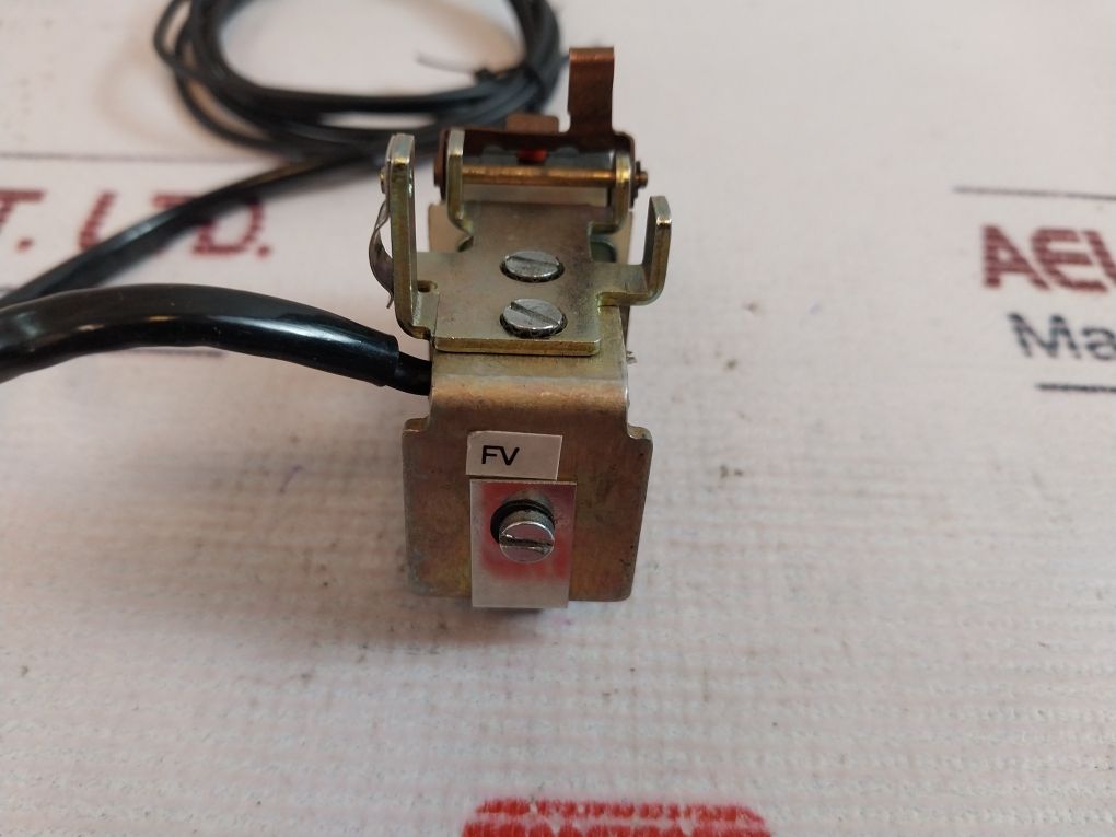 Essen Mk-3 Shunt Release Micro Switch 415Vac