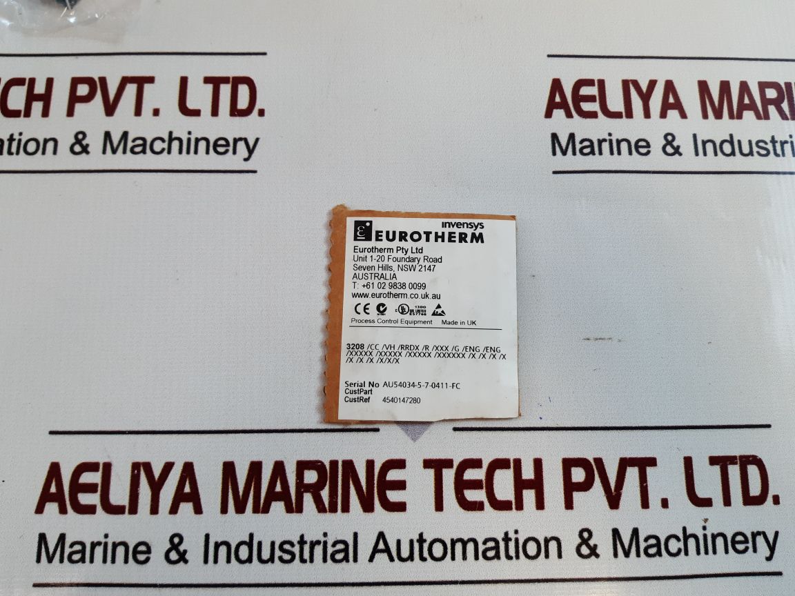 Eurotherm 3208 Temperature Controller 3208/Cc/Vh/Rrdx/R/Xxx/G/Eng/Eng