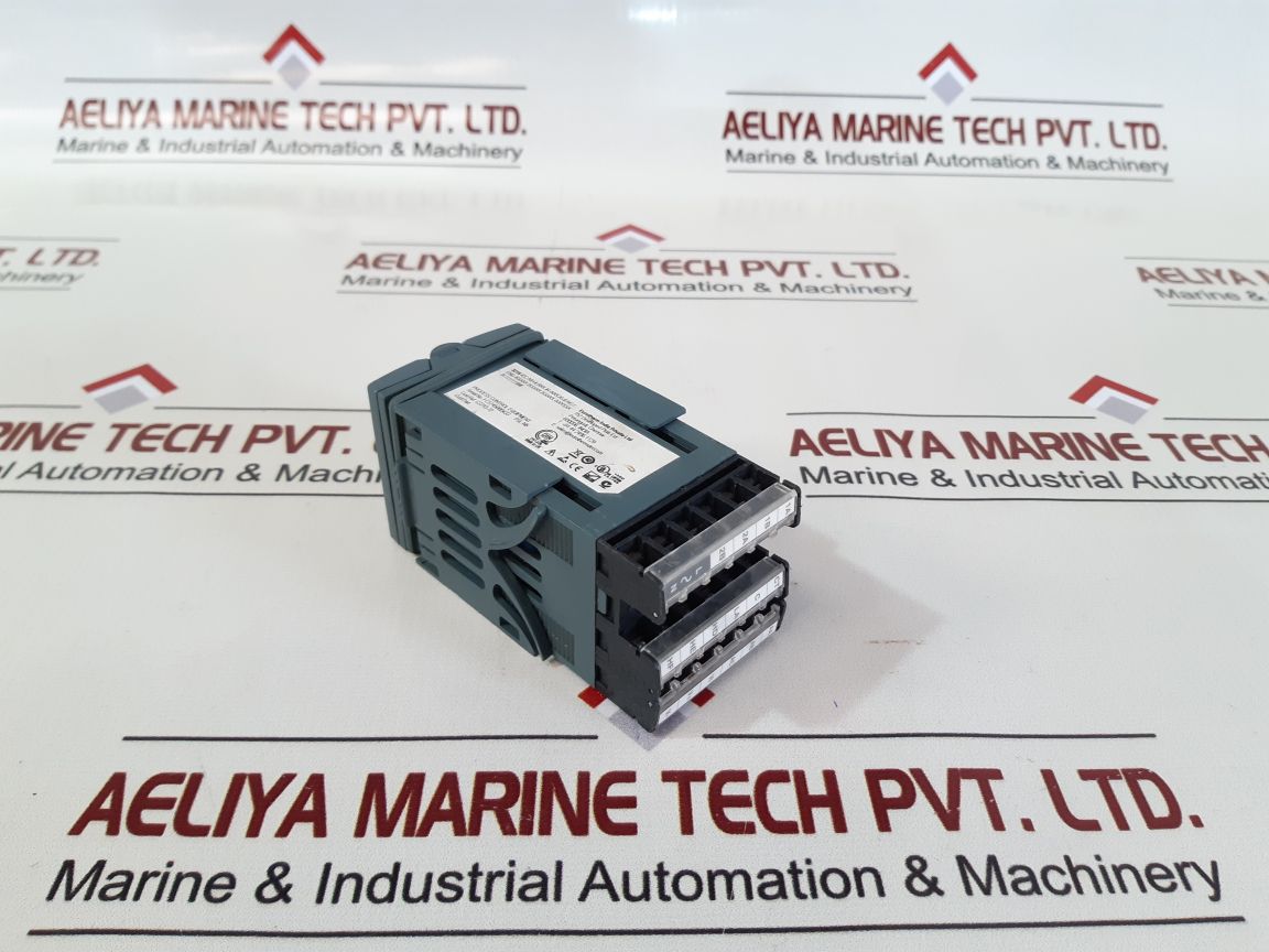 Eurotherm 3216 Temperature Controller