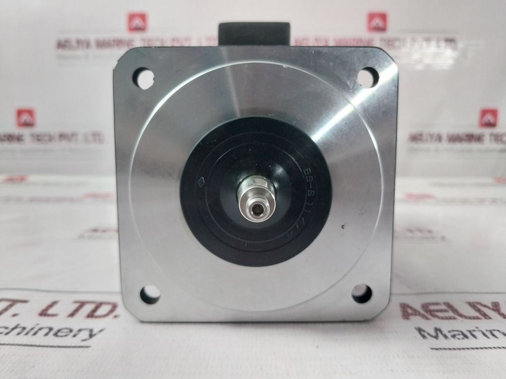 Fanuc A06B-0371-b175 Ac Servo Motor 90V 2.5A