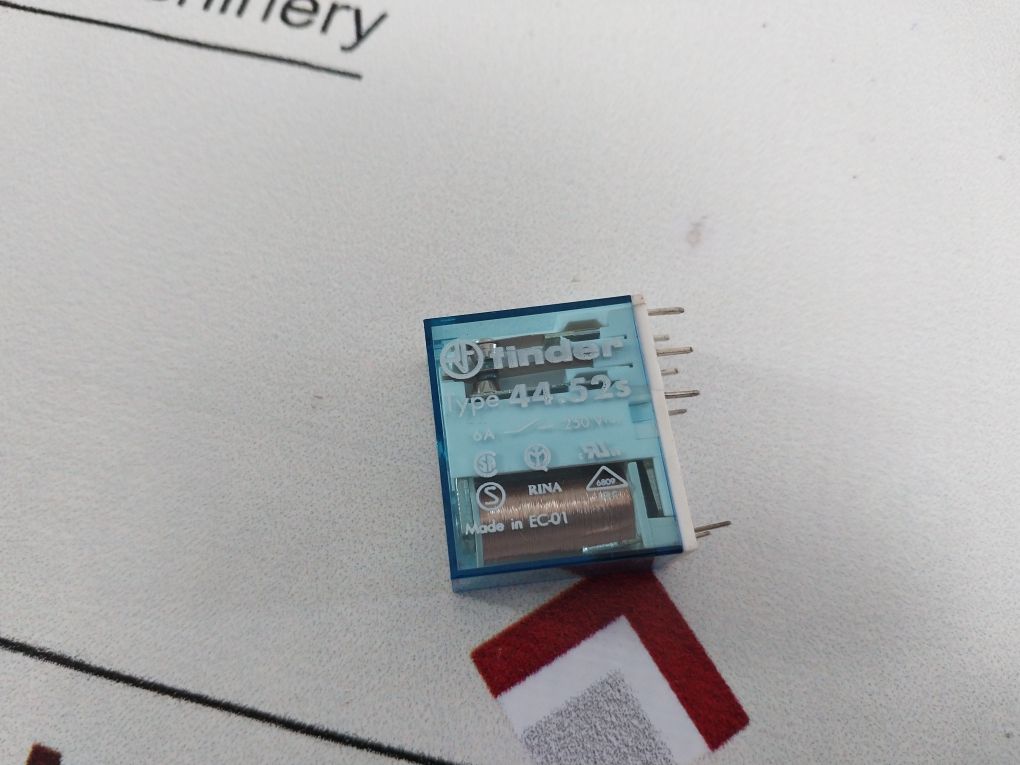 Finder 44.52S