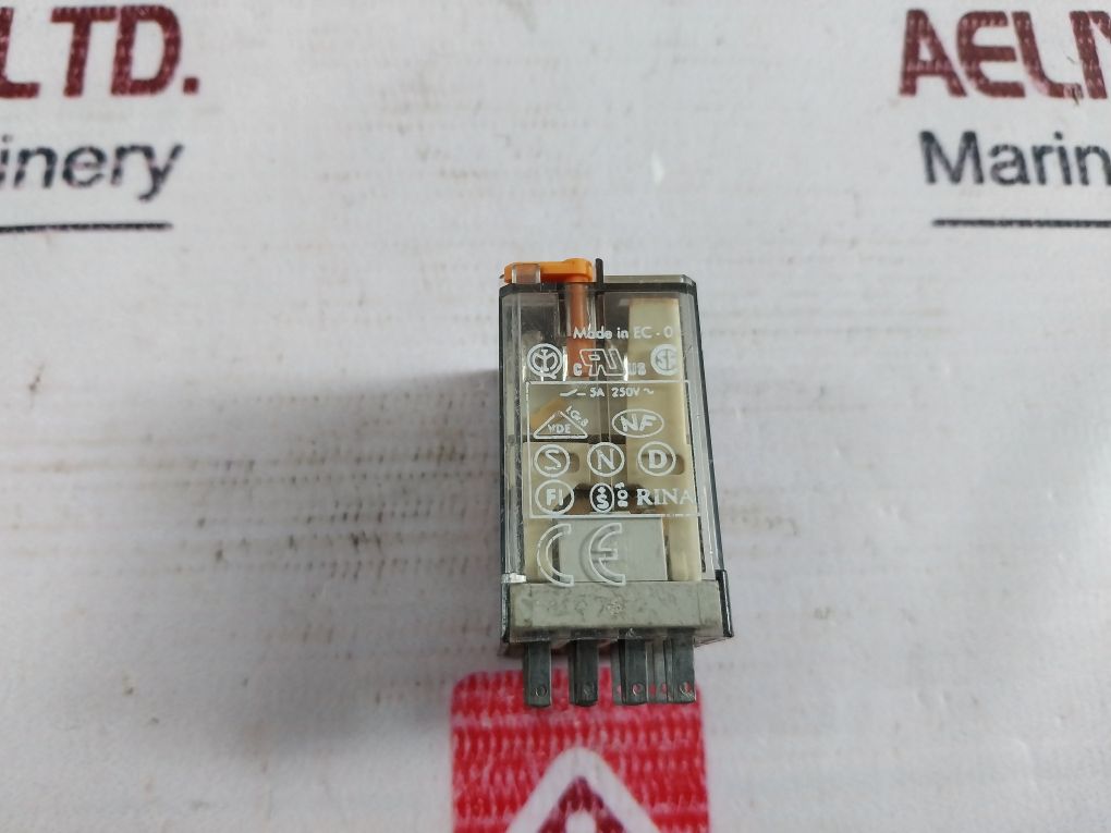 Finder 55.34.8.110.0040 Relay 110V