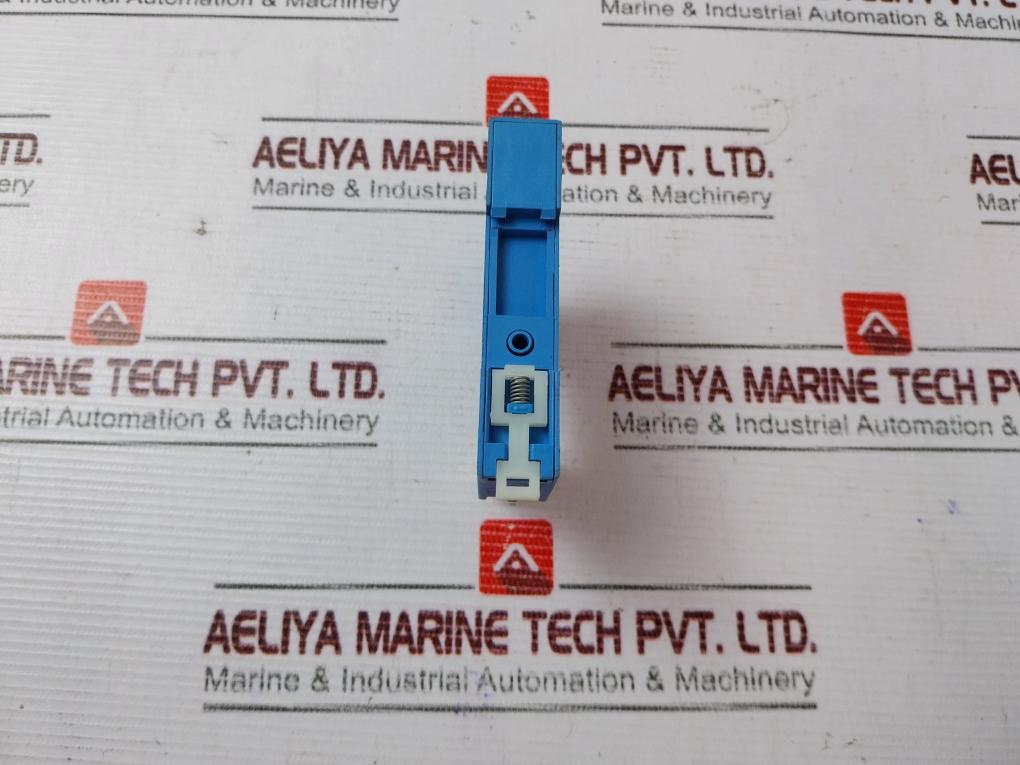 Finder 95.05 Relay Socket 250V