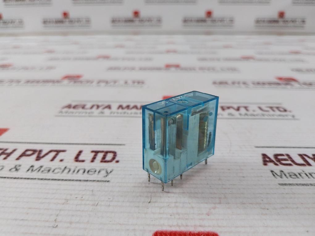 Finder 95.75 Relay With Base 40.52 10A 250V