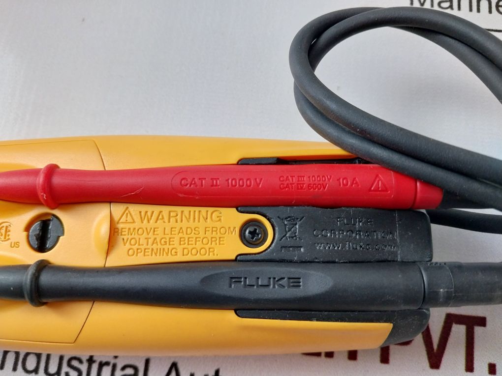 Fluke T+Pro Electrical Tester