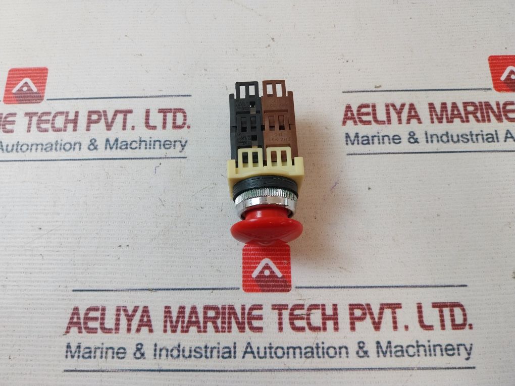 Fuji Electric Ah30-3-0143 Red Push Button Switch 250V 6A