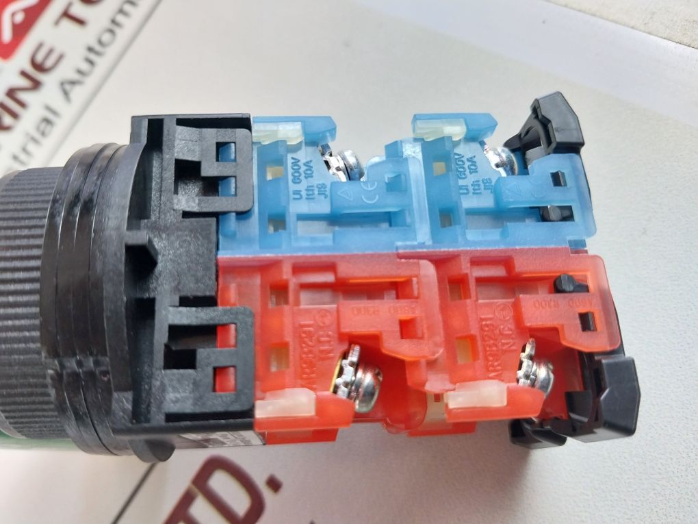 Fuji Electric Ar30Pr-322B Selector Switch Ar30Pr-3
