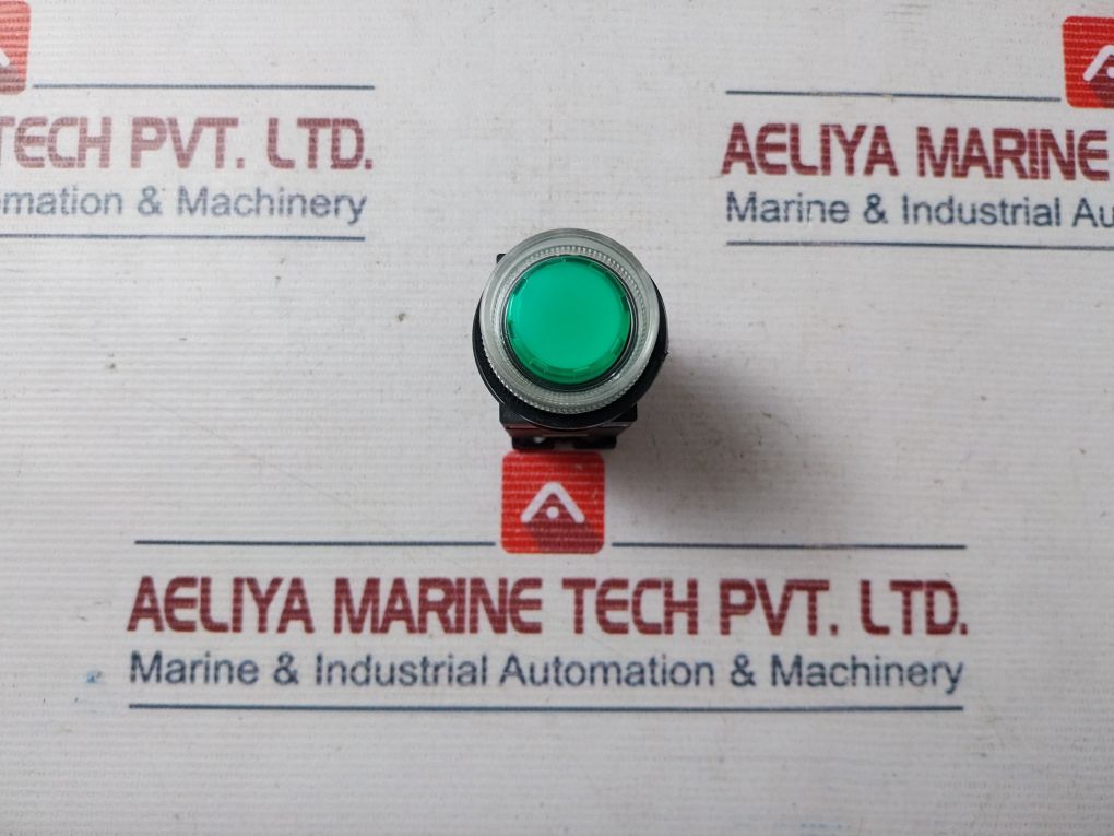 Fuji Electric Ar9T511-h Green Push Button Switch