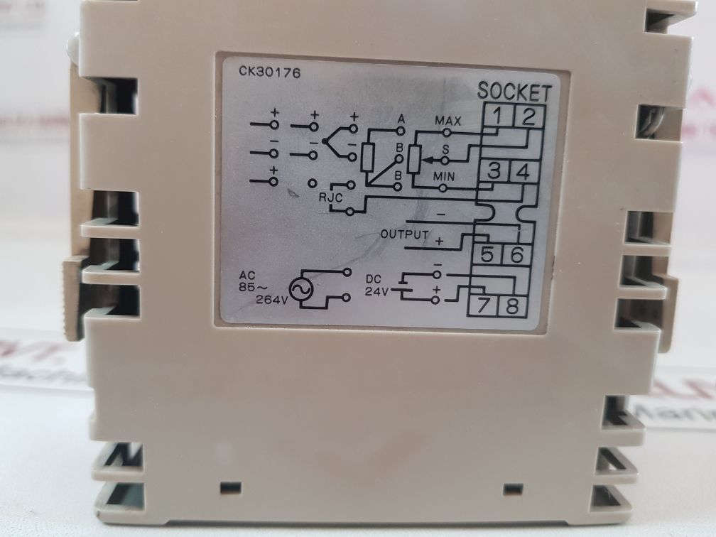 Fuji Electric Sac-05H02 S-series Transducer With Base