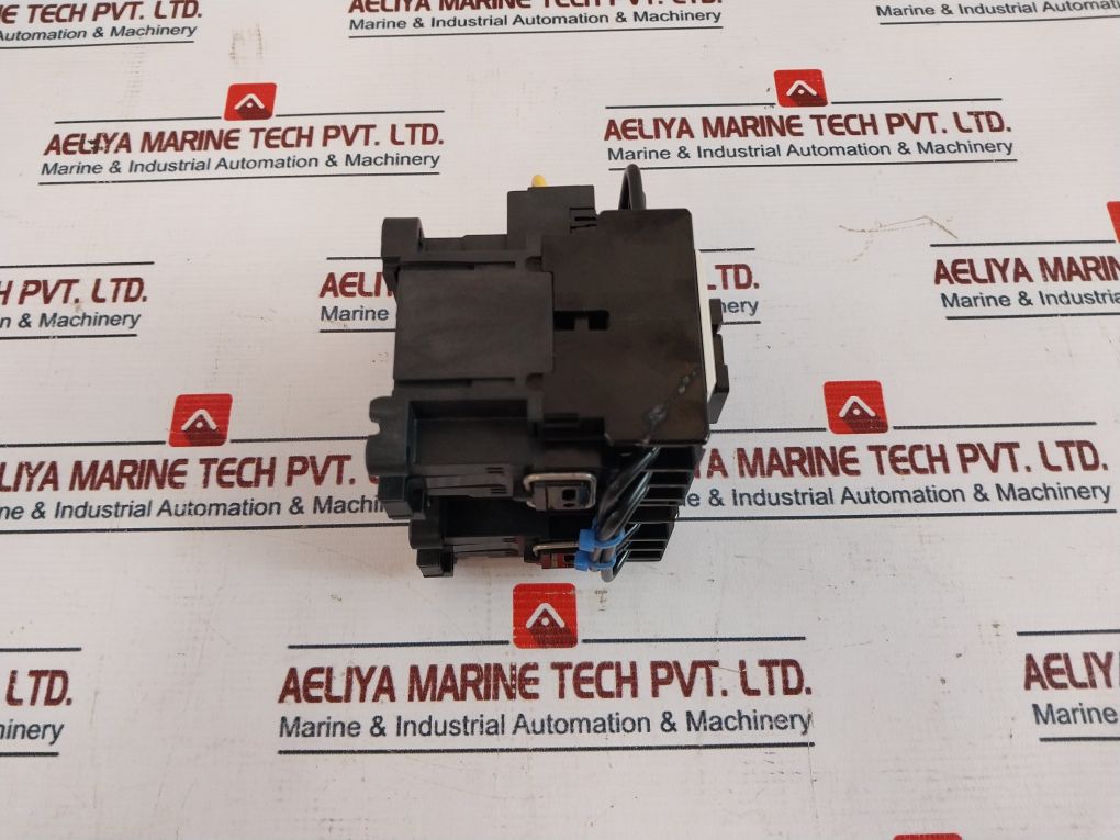 Fuji Electric Sc-03Rm Reversible Magnetic Contactor 100-110V 60Hz
