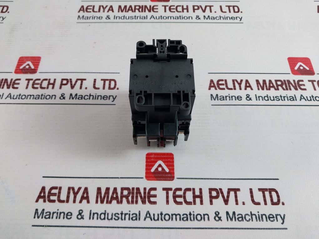 Fuji Electric Sc-4-1 Magnetic Contactor Auxiliary Relay