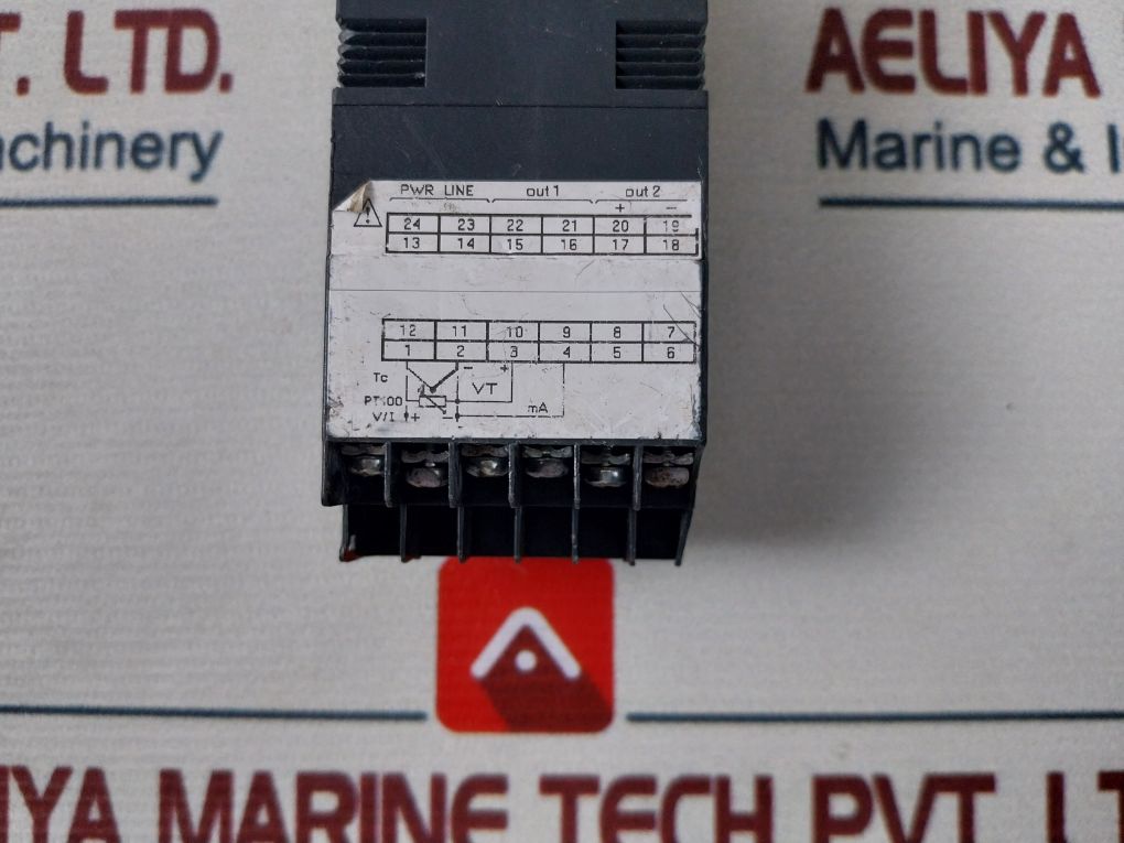 Gefran 600-r-d-0-0-1 Temperature Controller