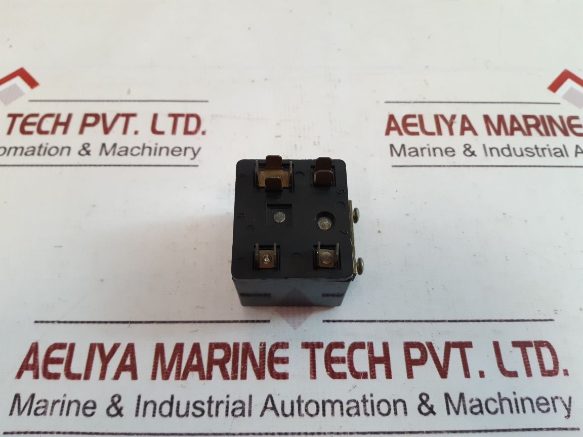 General Electric 3Arr3W10C3 Potential Relay
