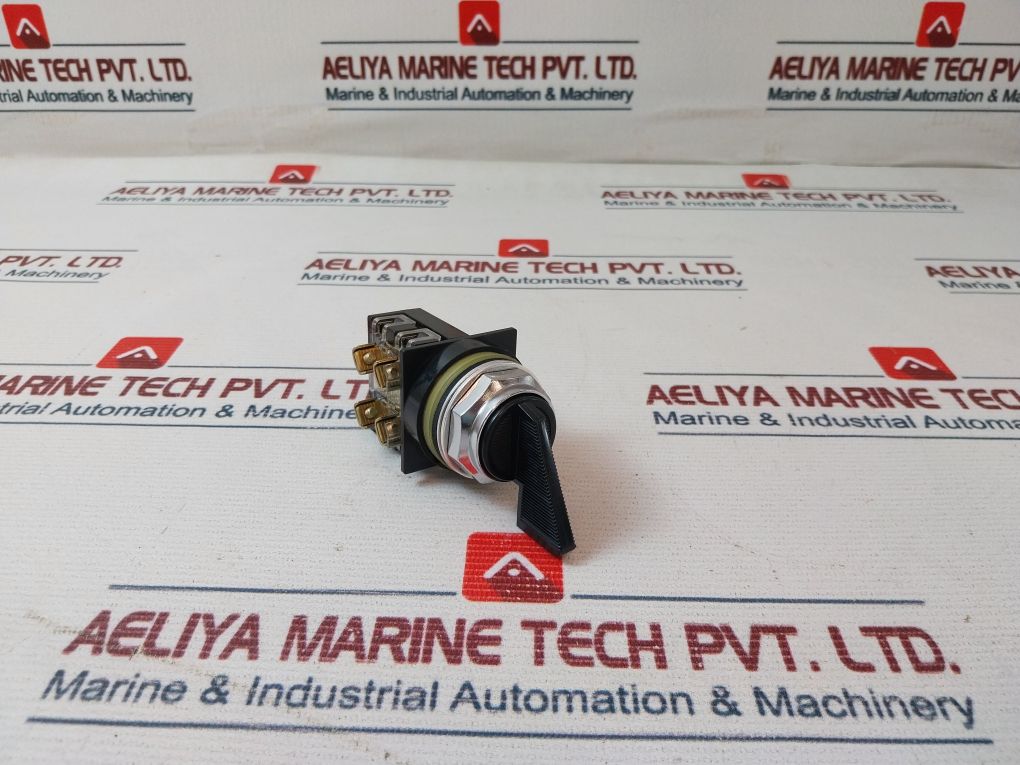 General Electric Cr104P Selector Switch