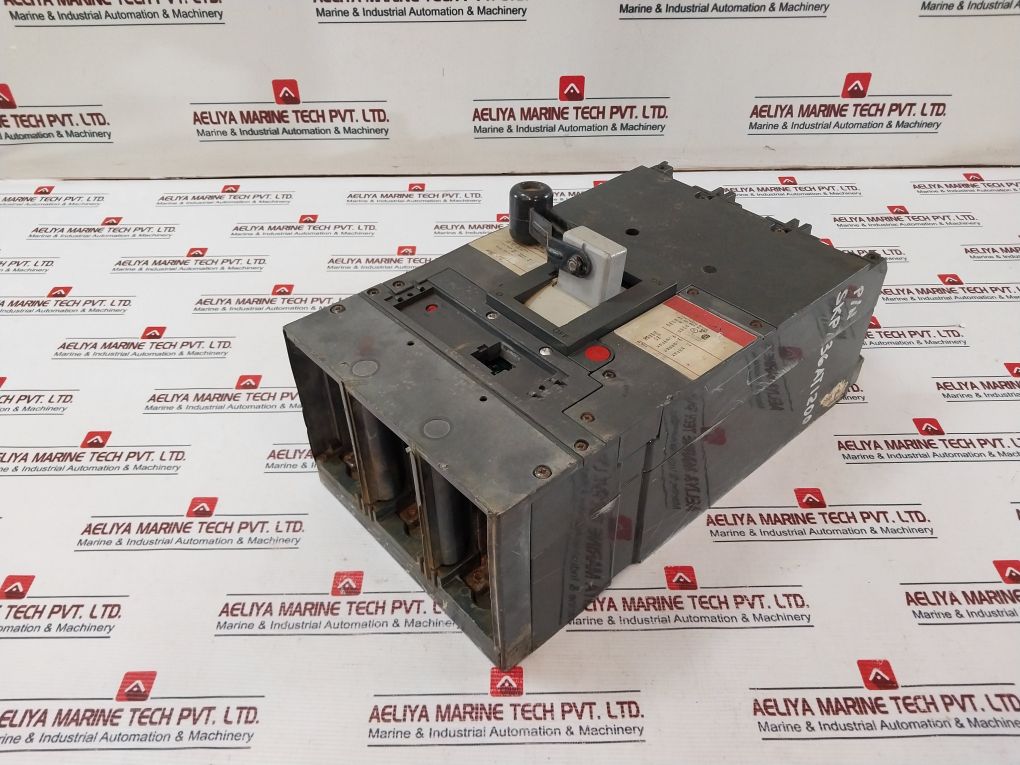 General Electric Skpa36At1200 3 Pole Circuit Breaker (Not Working)