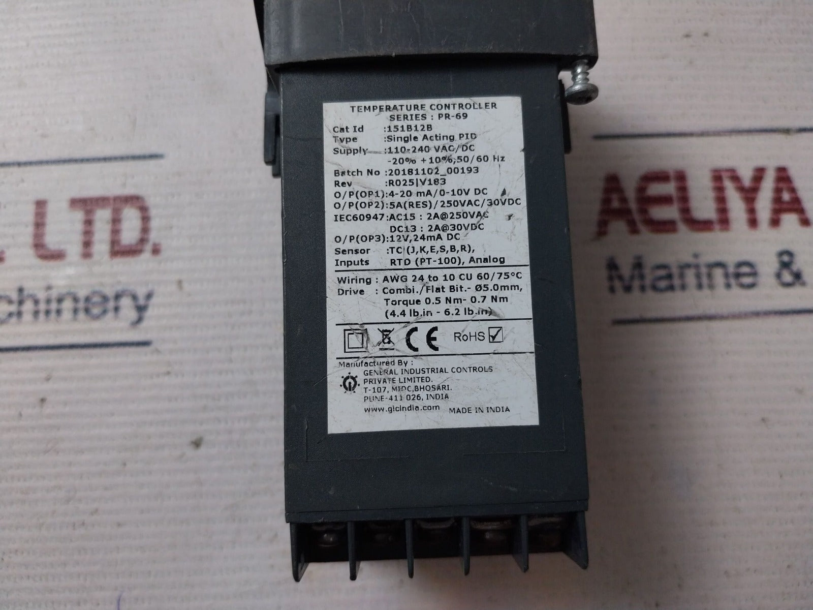 Gic 151B12B Single Acting Pid Temperature Controller 110-240 Vac/Dc