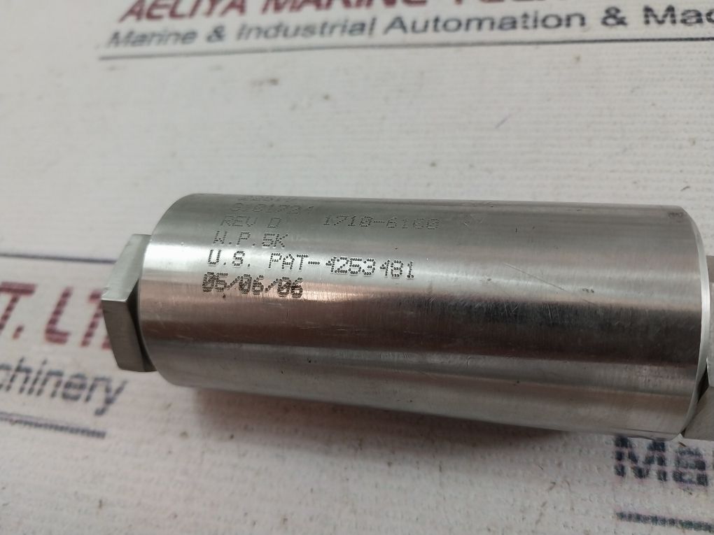 Gilmore 22519 Shuttle Valve Rev: D