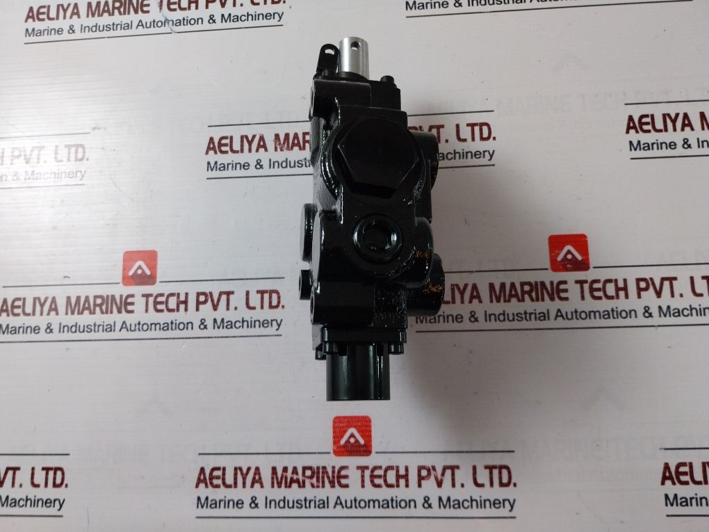 Hci Prince Rd512Ca5A4B1 Directional Control Valve, Single Spool, 3 Ways