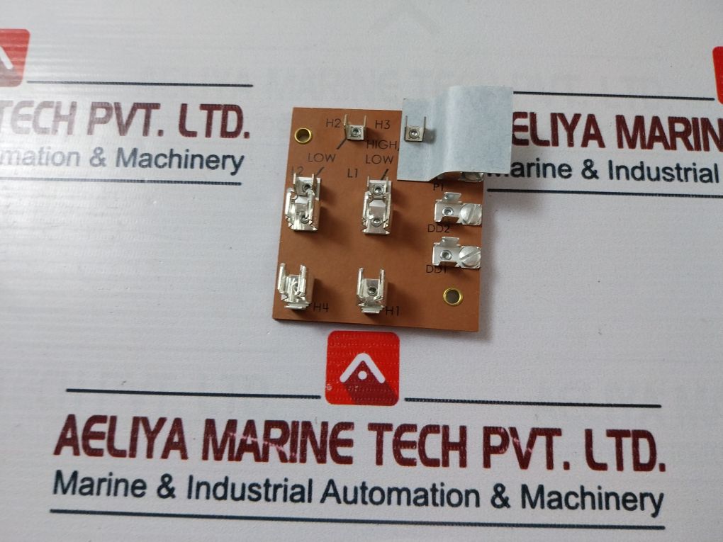 Hobart 114707 Fuse Holder Mounting Board-assembly