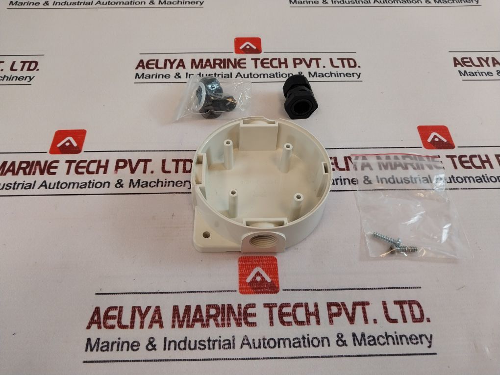 Hochiki Mbb-1/Sbb-1 Marine Mounting Back Box With Glands