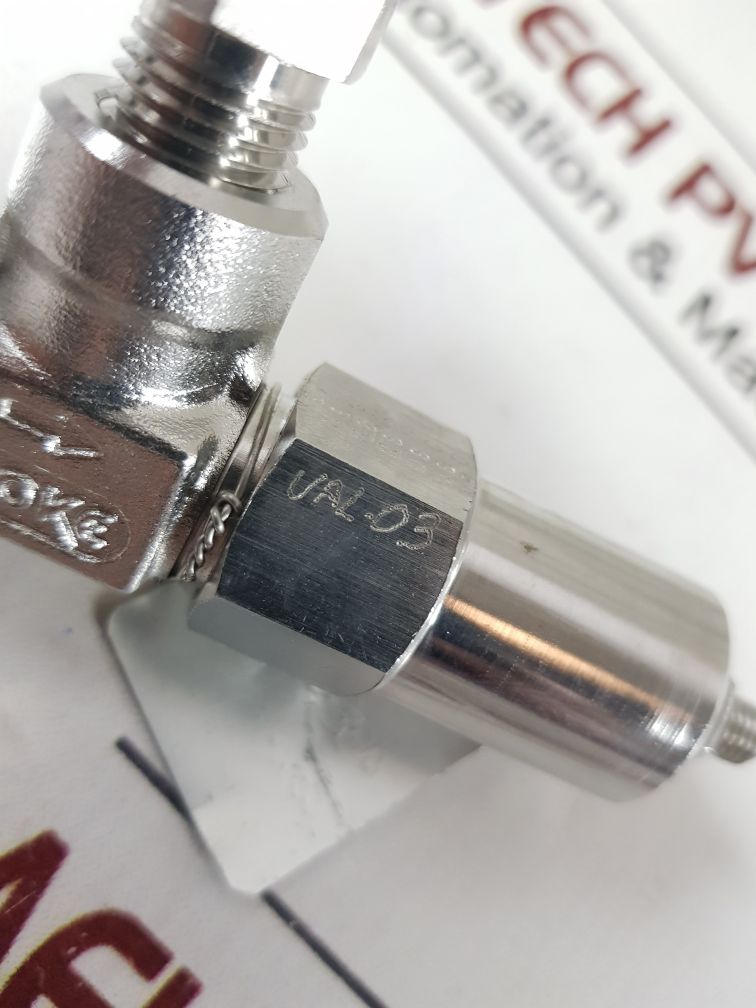 Hoke 6534L4Y Relief Valve 3000Psi For Nitrogen Panel
