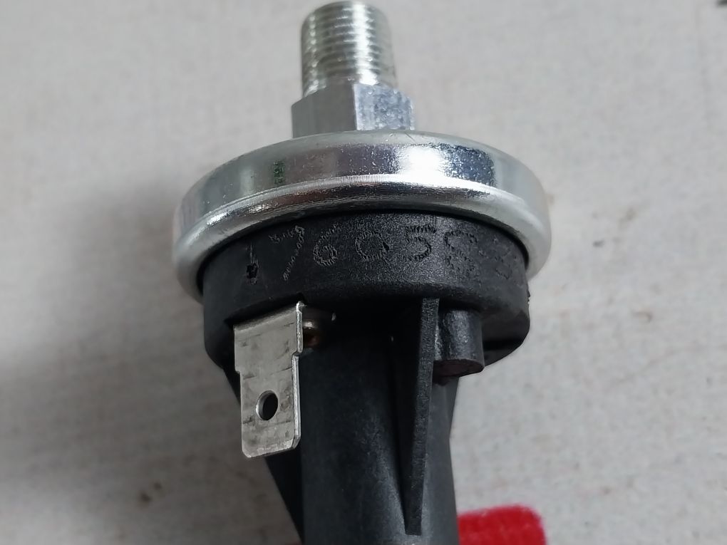 Honeywell 76058-35 Pressure Sensor