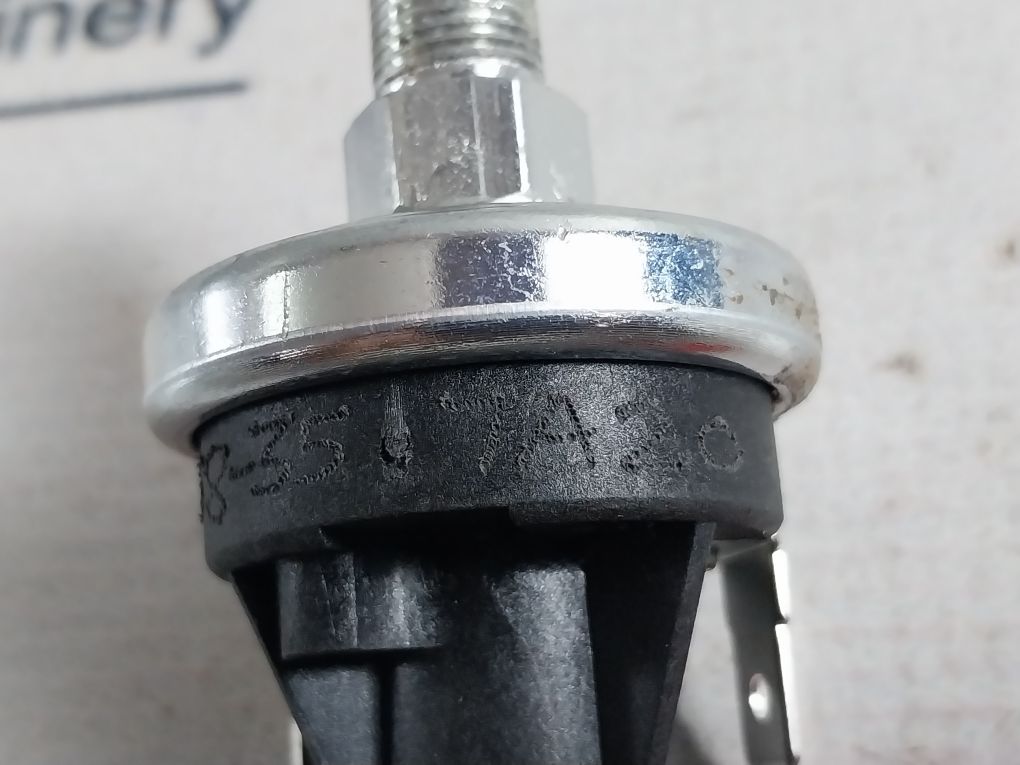 Honeywell 76058-35 Pressure Sensor