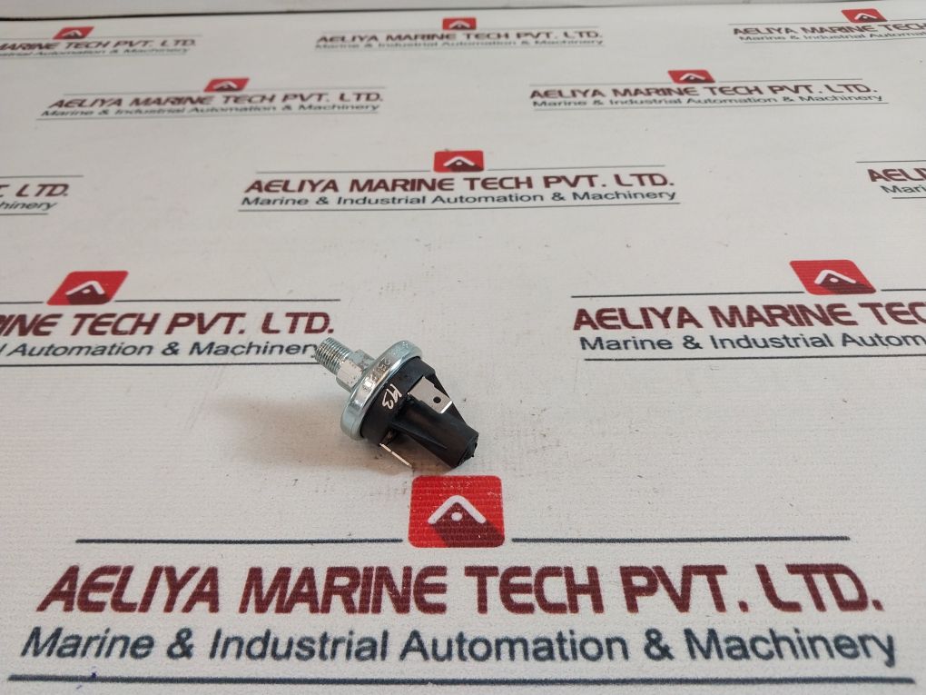Honeywell 76058-35 Pressure Sensor