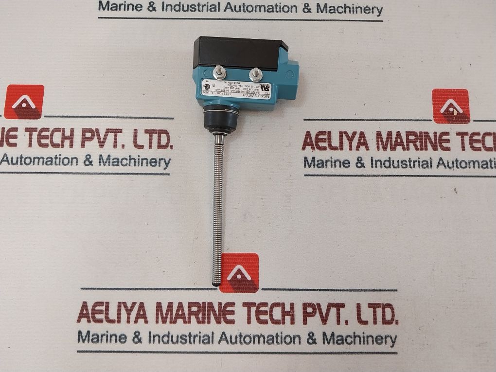 Honeywell Bze6-2Rn183 Limit Switch