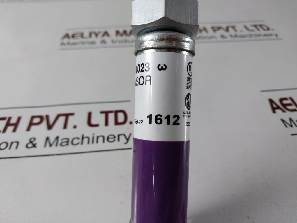 Honeywell C7027A 1023 U.V. Sensor Rev.B