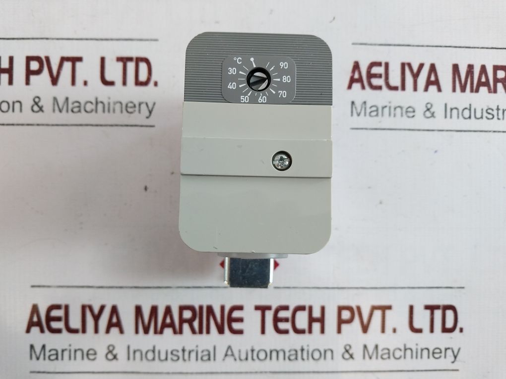 Lot Of 2X Honeywell L6190B 2022 1 Aquastat Control