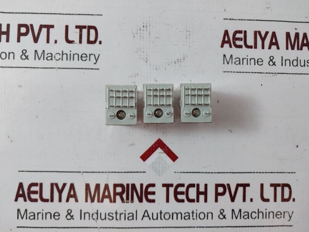 Lot Of 4X Hongfa Jzx-18Ff-a120-4Z1D Relay