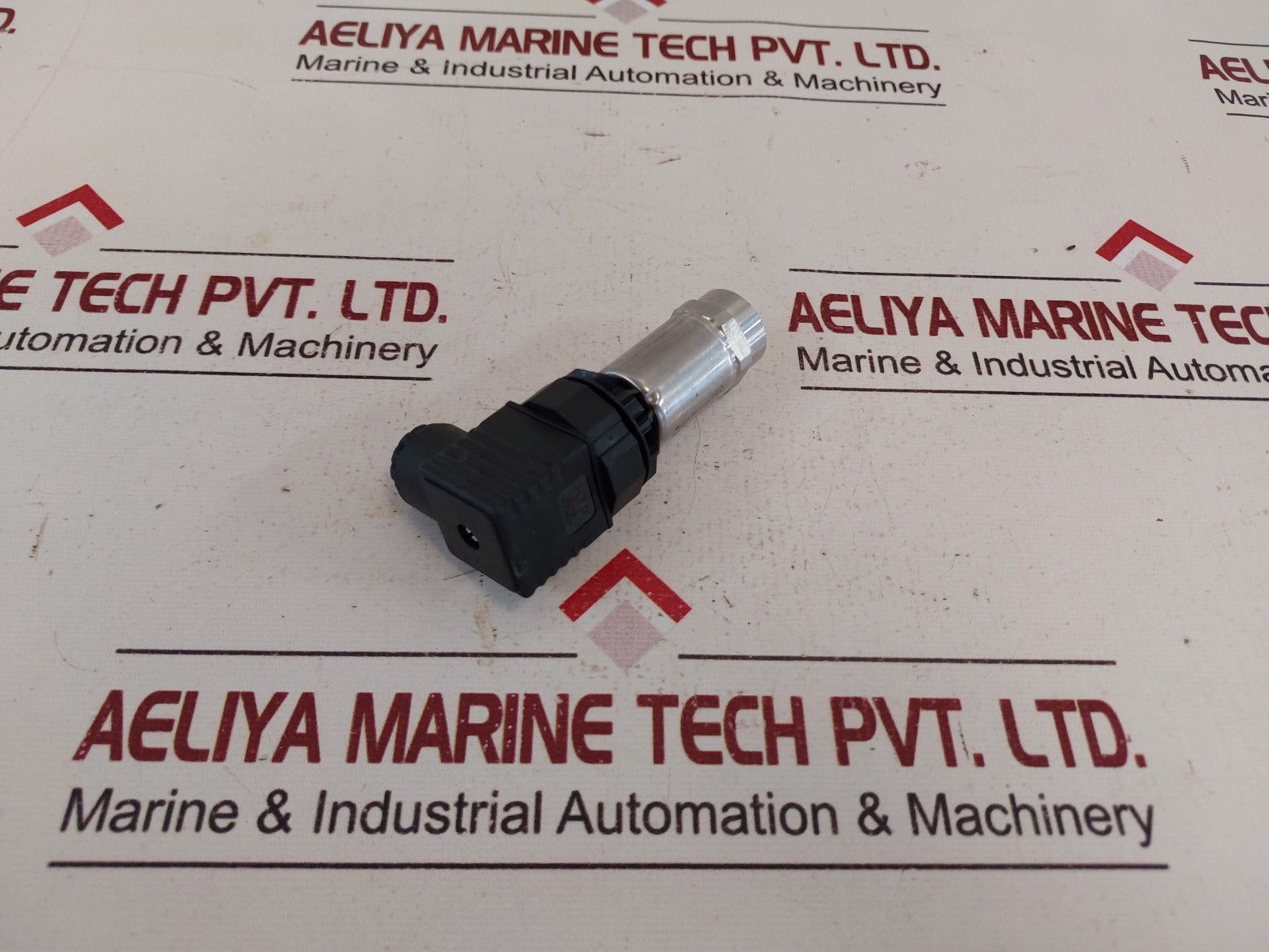 Huba Control 520.930S03110N Pressure Sensor