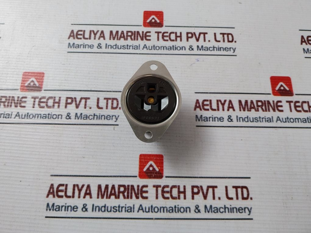 Hubbell 125V 15A Plug