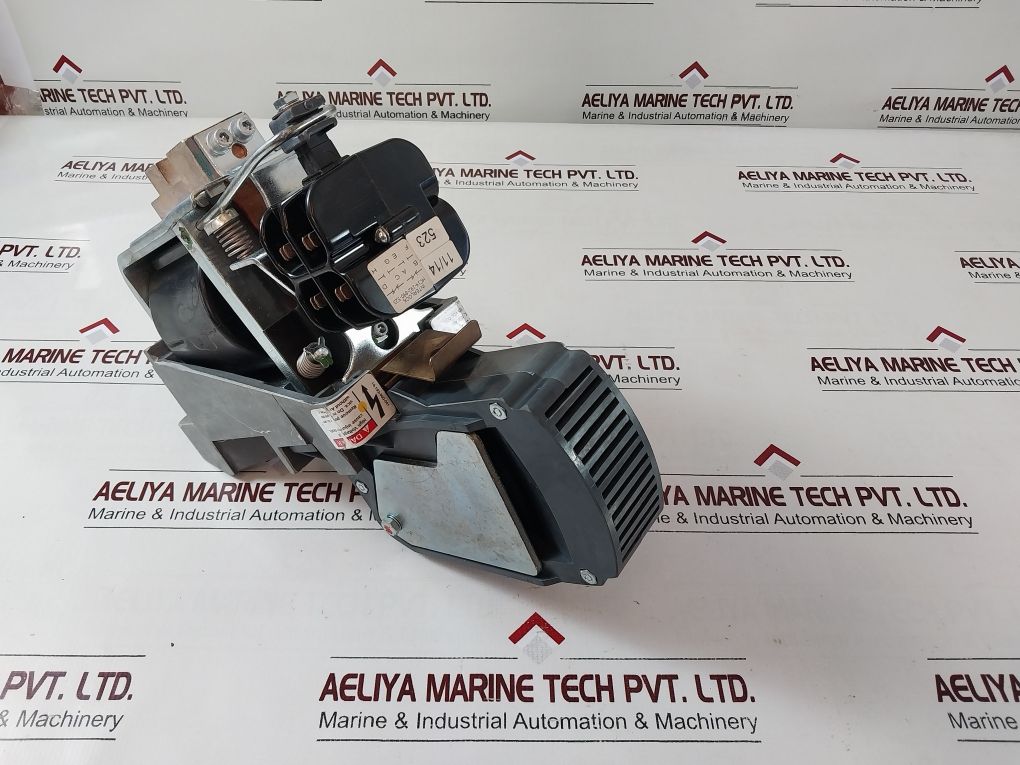 Hubbell Hc14-193-100-582 Definite Purpose Contactor