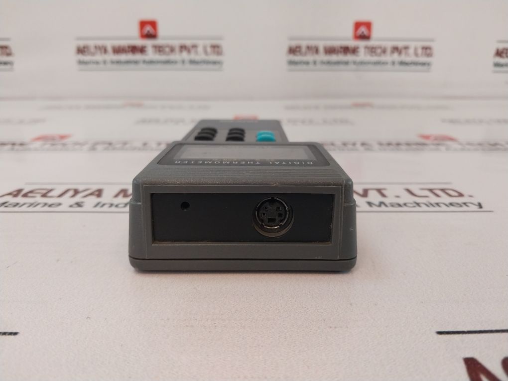 Huger Wt389 Digital Thermometer -50°C To + 260°C
