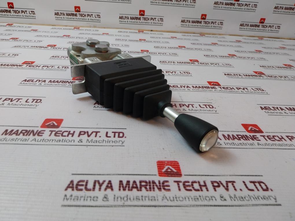 Hydrocontrol 8630 Hydraulic Joystick