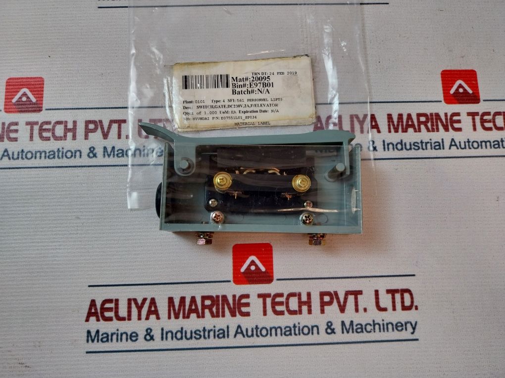 Hyundai Dc230V F/Elevator Gate Switch