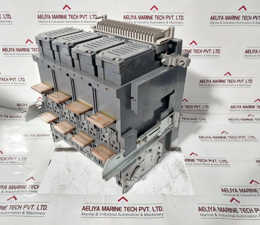 Hyundai Hian 06 Air Circuit Breaker 50/60Hz