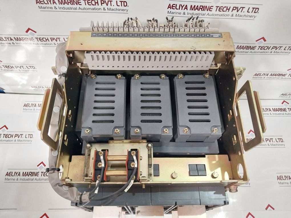 Hyundai Hian 08 Air Circuit Breaker Ac 200~240V