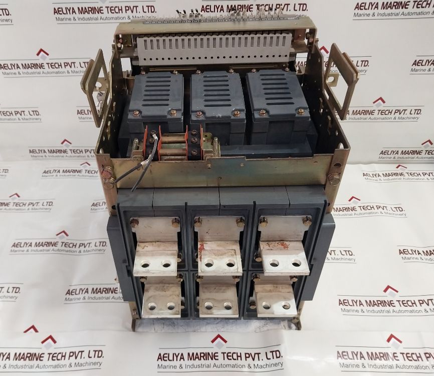 Hyundai Hian 08 Air Circuit Breaker 3 Pole 800A 220V 50/60Hz