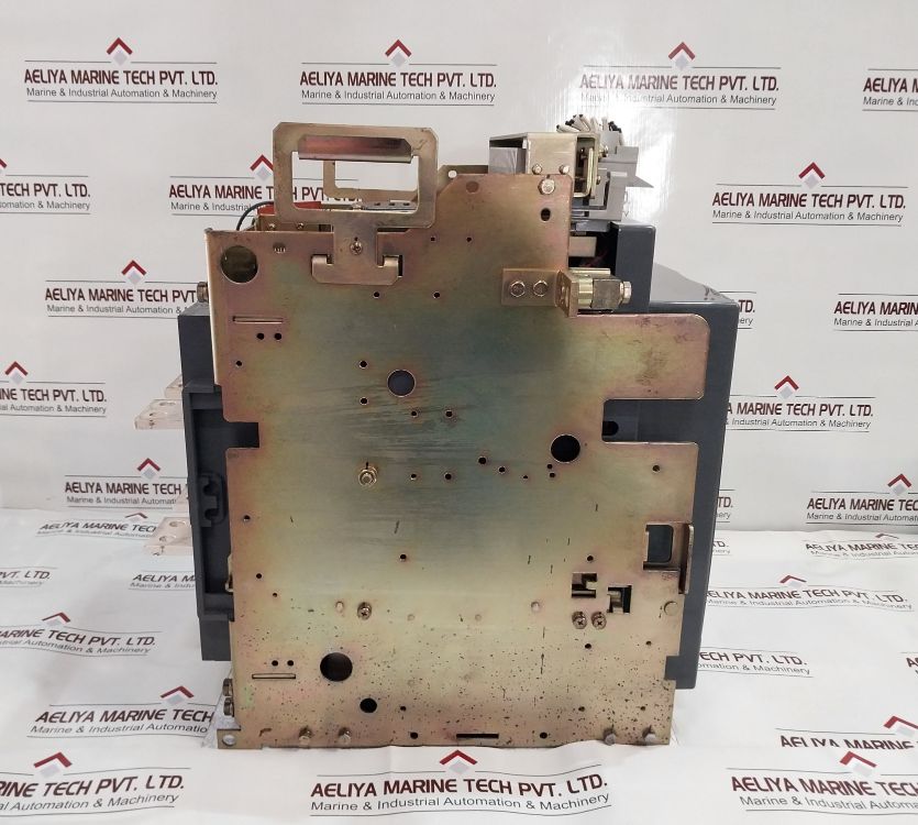 Hyundai Hian 08 Air Circuit Breaker 3 Pole 800A 220V 50/60Hz